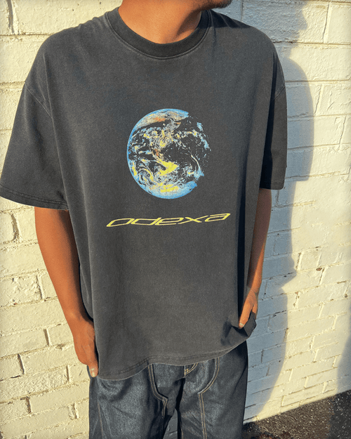 Earth 1 - Men's Vintage Tee - ODEXA