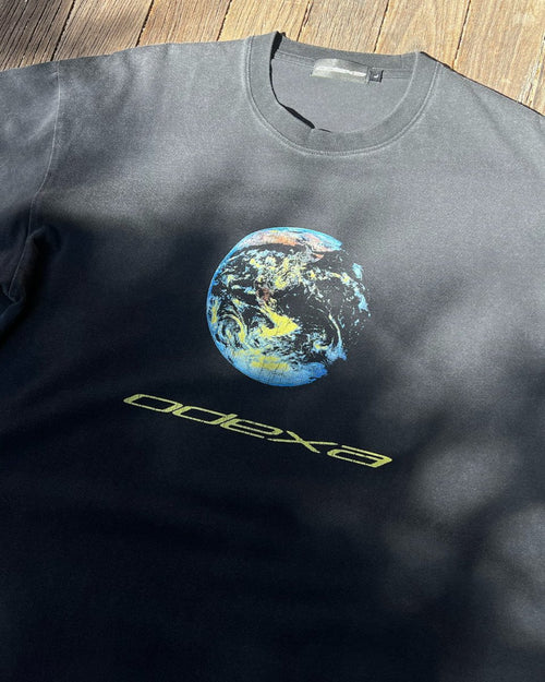 Earth 1 - Men's Vintage Tee - ODEXA